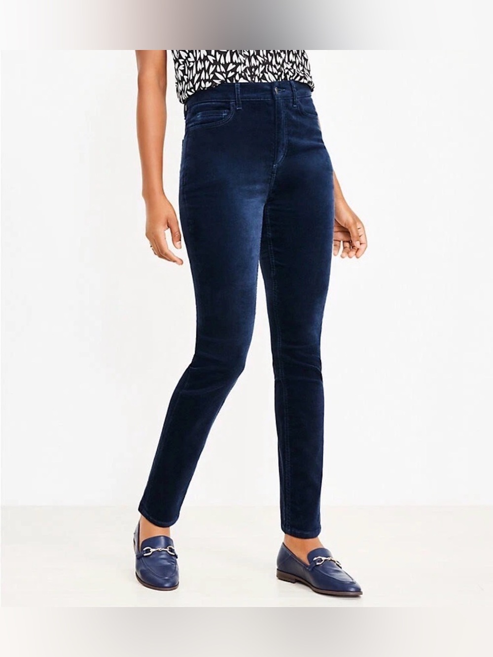 LOFT 4 pair VELVET SKINNY PANTS SIZE 25/0 SET OF 4 RED, BURGUNDY, BLUE AND BLACK